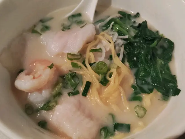 午市套餐 鱼汤海鲜面