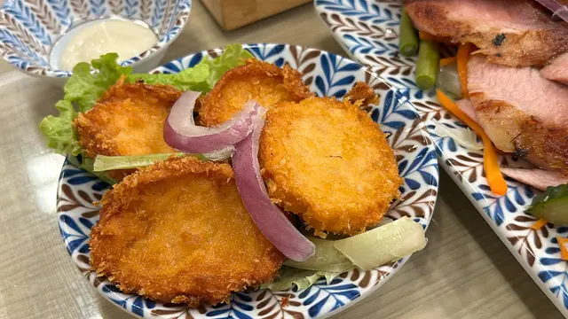 外皮炸得香口，帶少少蝦香，口感爽彈！