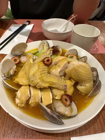 花雕大蚬蒸玉米鸡