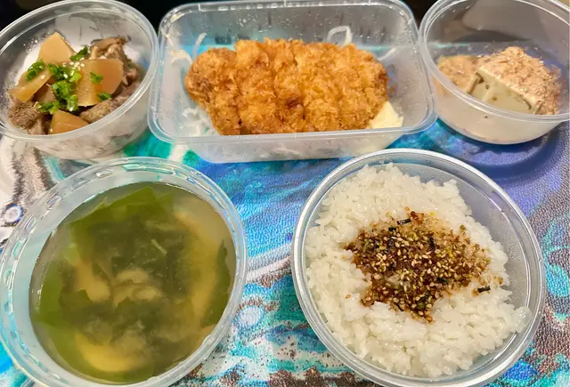 吉列豬扒定食外賣