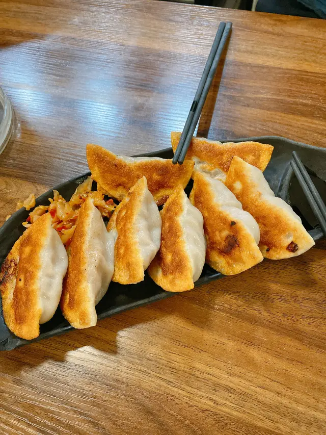 洋蔥豬肉煎餃