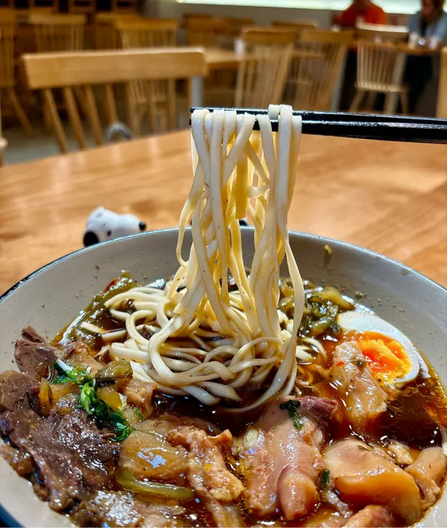 半筋半肉牛肉麵