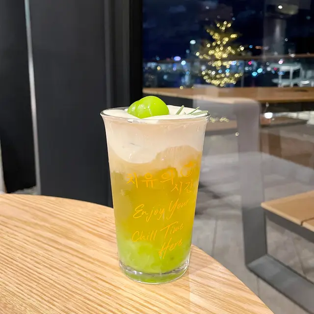 青提寒天啫喱奶蓋