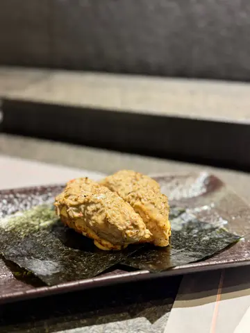芝士松葉蟹膏飯團