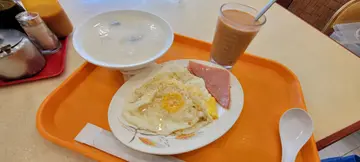 皮蛋瘦肉粥&火腿煎双蛋