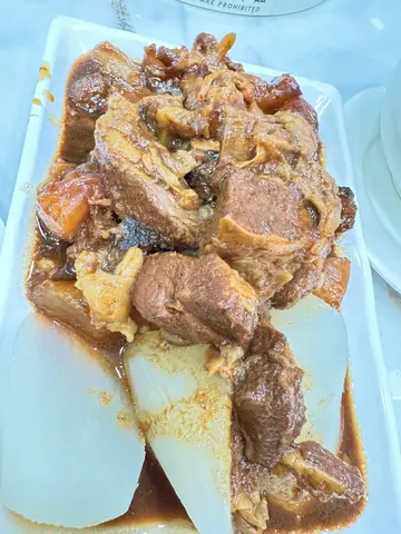 蘿蔔柱侯牛筋腩