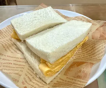 腿蛋治