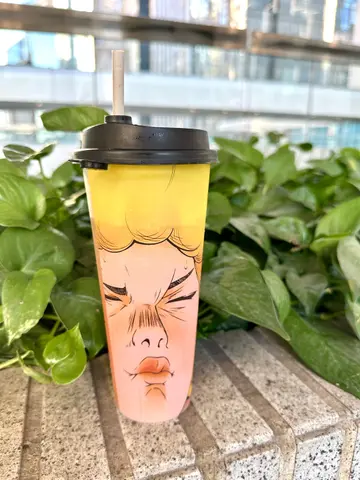 蜜桃冰茶