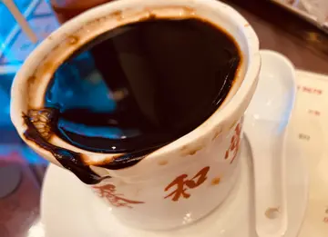 龜苓膏 (Guilingao Turtle Paste)