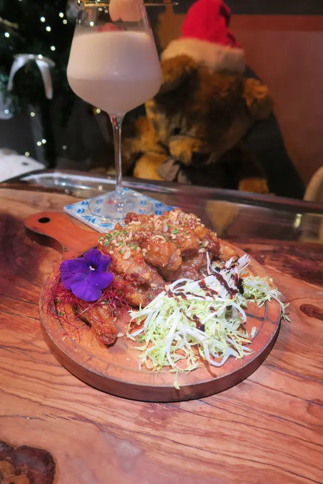 蜜糖牛油蒜香單骨雞翼