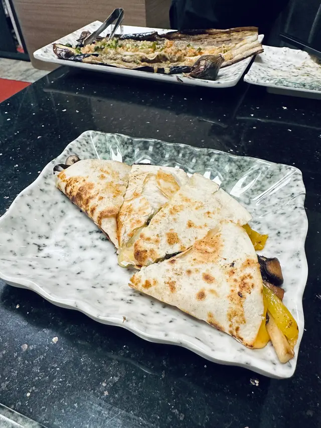 黑松露什菇墨西哥薄餅