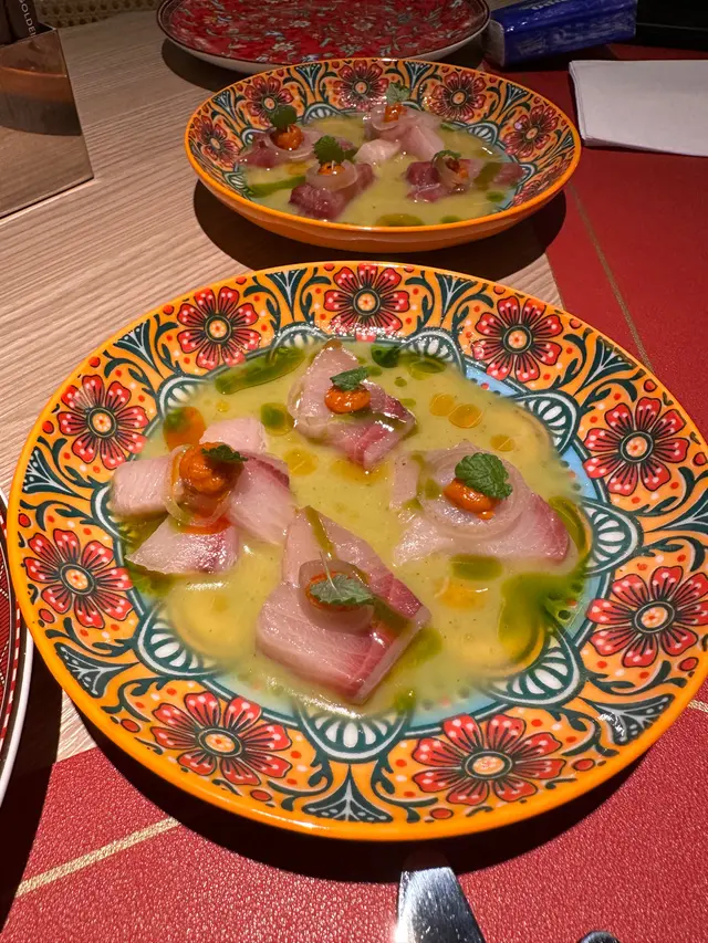 薄切油甘魚 配秘製辣汁