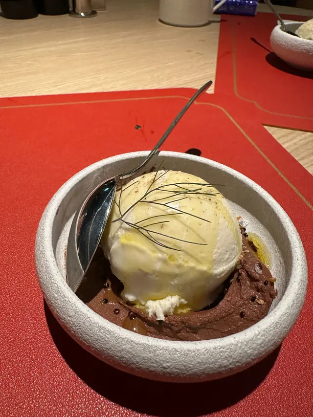 四川花椒雪糕 配香辣朱古力