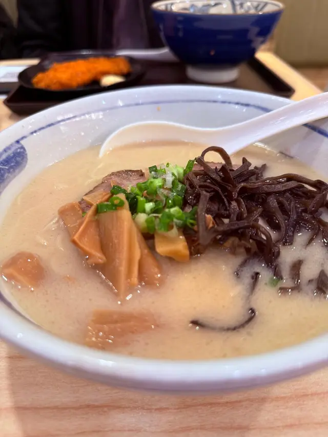 白豚拉麵