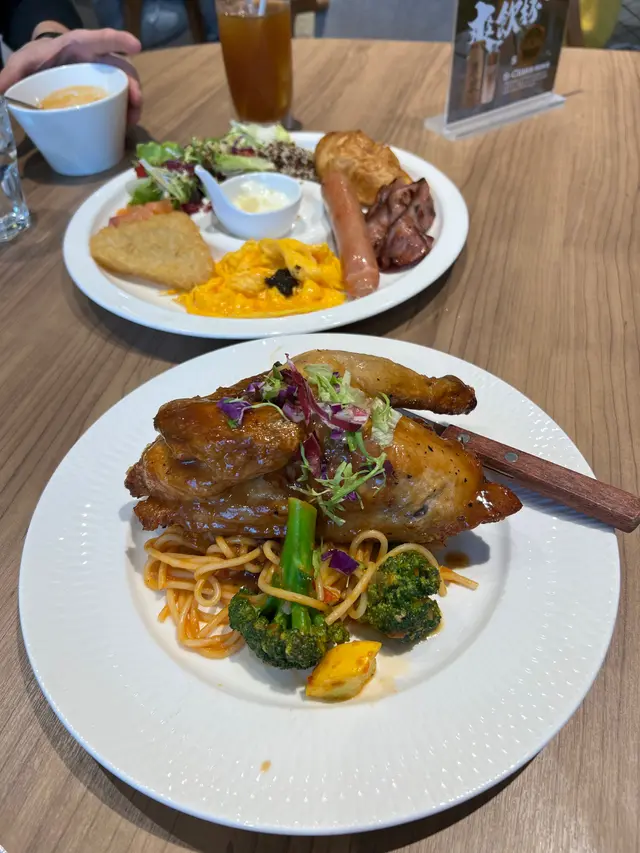 秘制香草即烤(半隻)無激素春雞伴蕃茄意粉