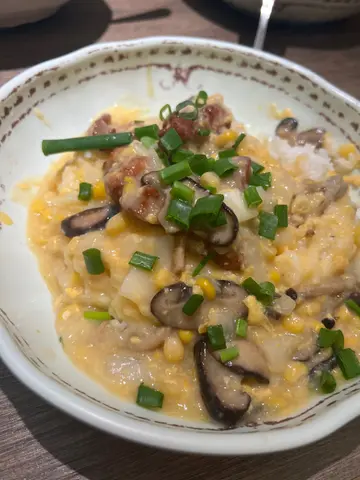 滑蛋粟米一口雞飯