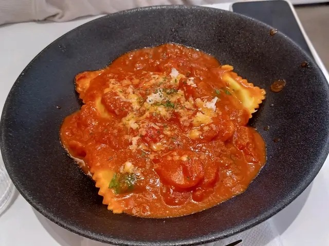 蕃茄醬菠菜芝士意大利雲吞