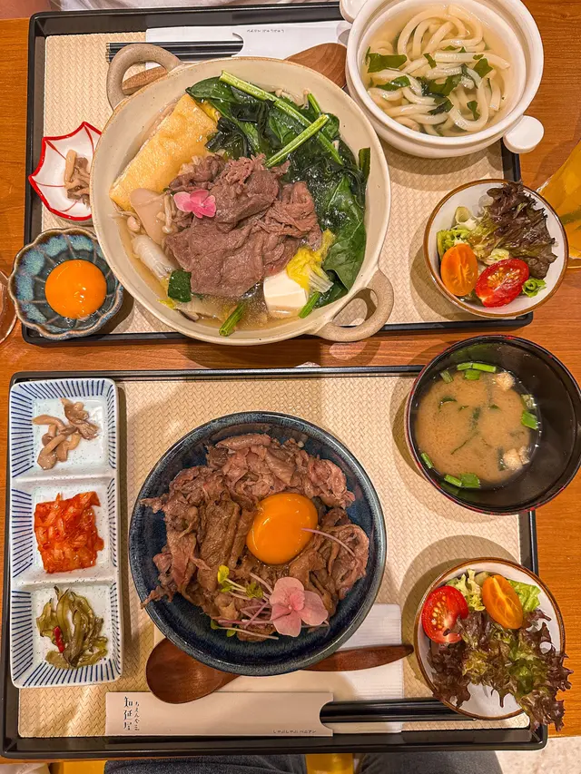 #香港美食 #FoodieLife #DiningExperience #美食日記 #黑毛和牛 #日式鍋物 #上環 #foodie #foodjournal #foodblogger #foodstagram #香港必食 #上環美食 