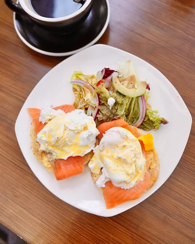Egg  royale
