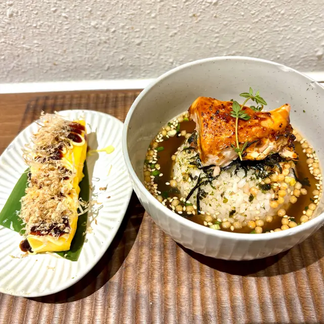 鹽漬鮭魚醬油茶漬丼