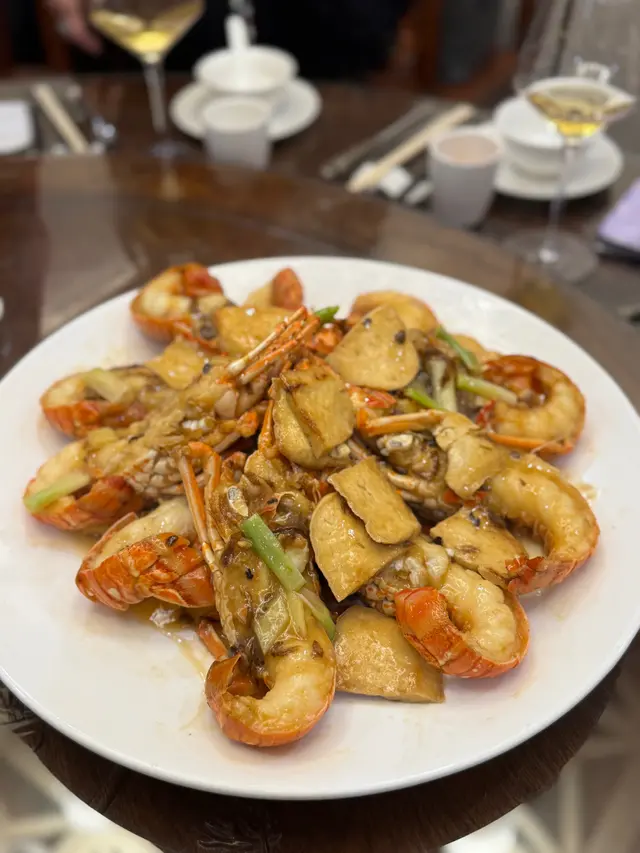 欖菜豆乾焗龍蝦