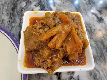 咖喱牛筋腩