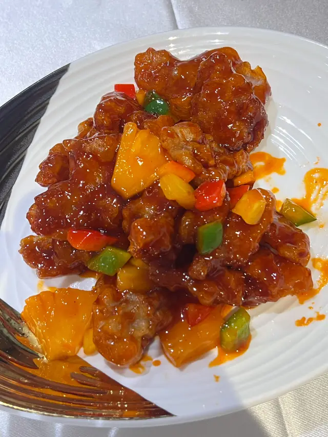 脆皮鳳梨咕嚕肉