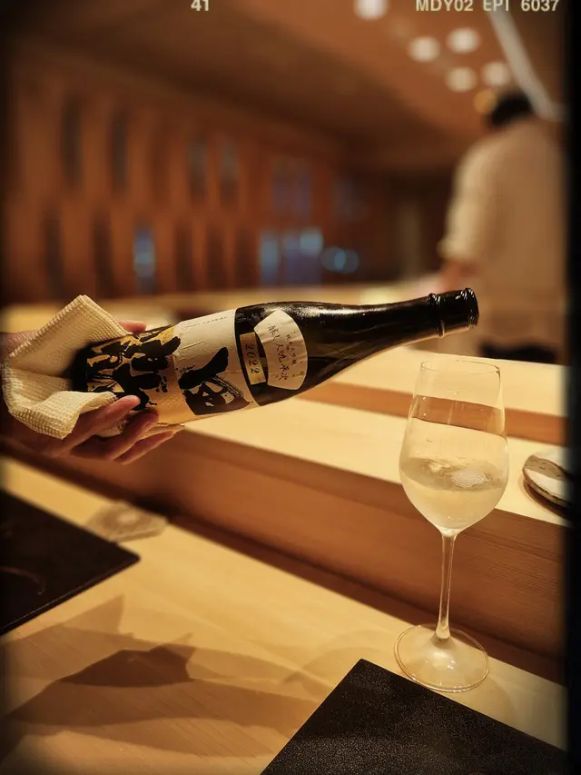 釀し人九平次 纯米大吟醸($1,080/樽)