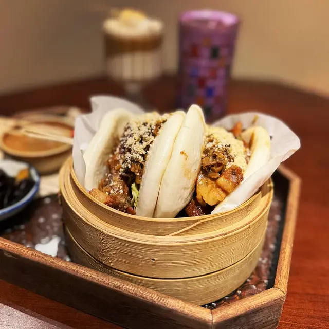 五香梅菜扣肉刈包
