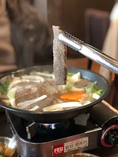 牛腩湯火鍋