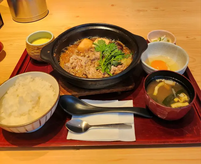 牛肉壽喜燒定食