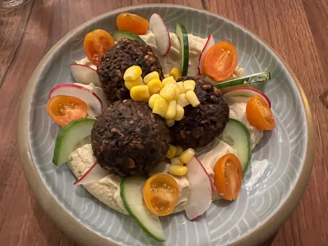 Falafel & Hummus Plate