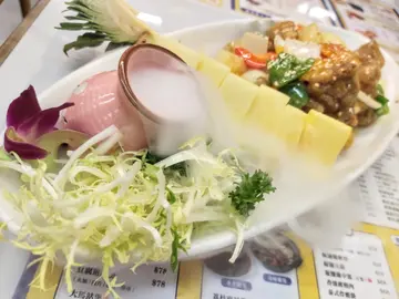 鲜菠萝柚子咕噜肉 