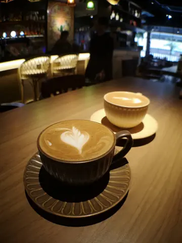 Tiramisu Latte + Mocha