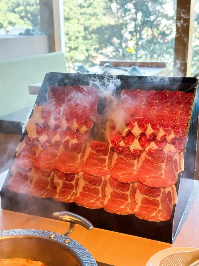 牛豚雙饗肉瀑布