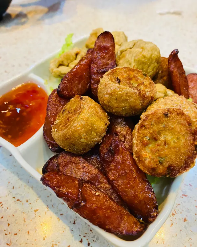 小食拼盤