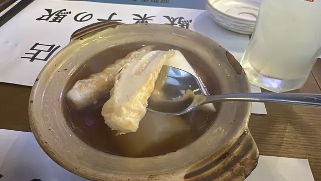 款式都幾豐富,有竹輪、蘿蔔、日式魚豆腐等,
鰹魚湯味道不過不失。