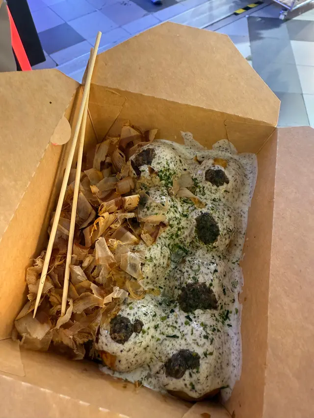 黑松露章魚燒