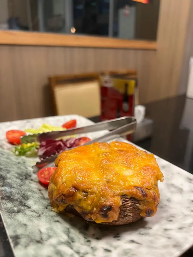 芝士煙肉焗大啡菇