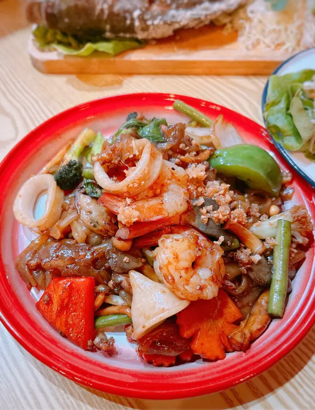 泰式炒寛粉(海鮮)