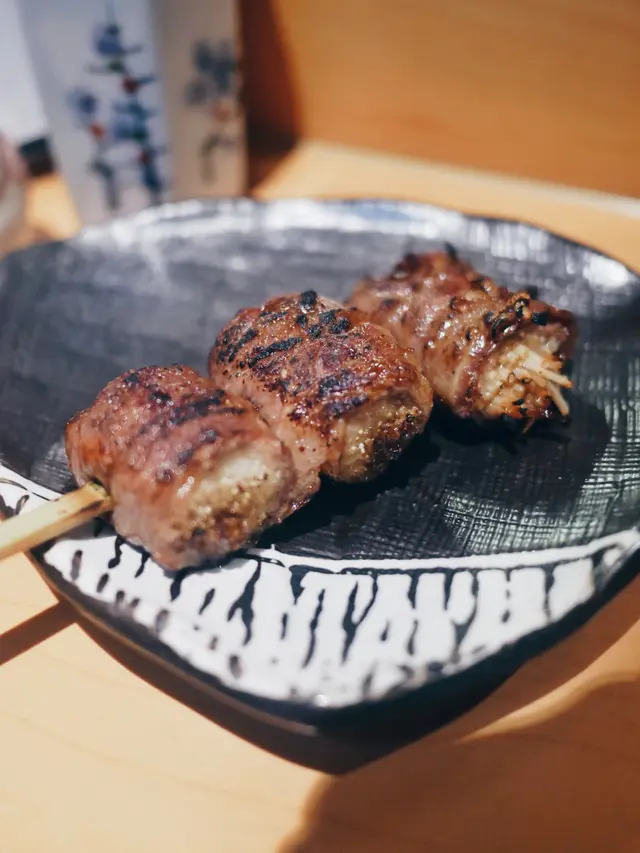 蒜香牛肉金菇卷