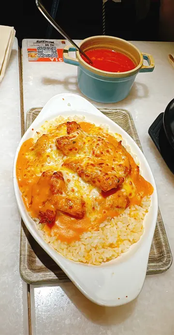 双重芝士焗鸡扒饭