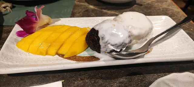 芒果糯米飯