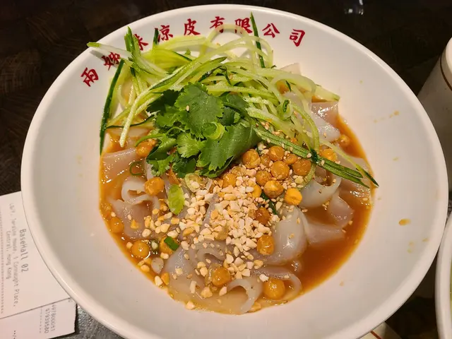 招牌兩姊妹涼皮