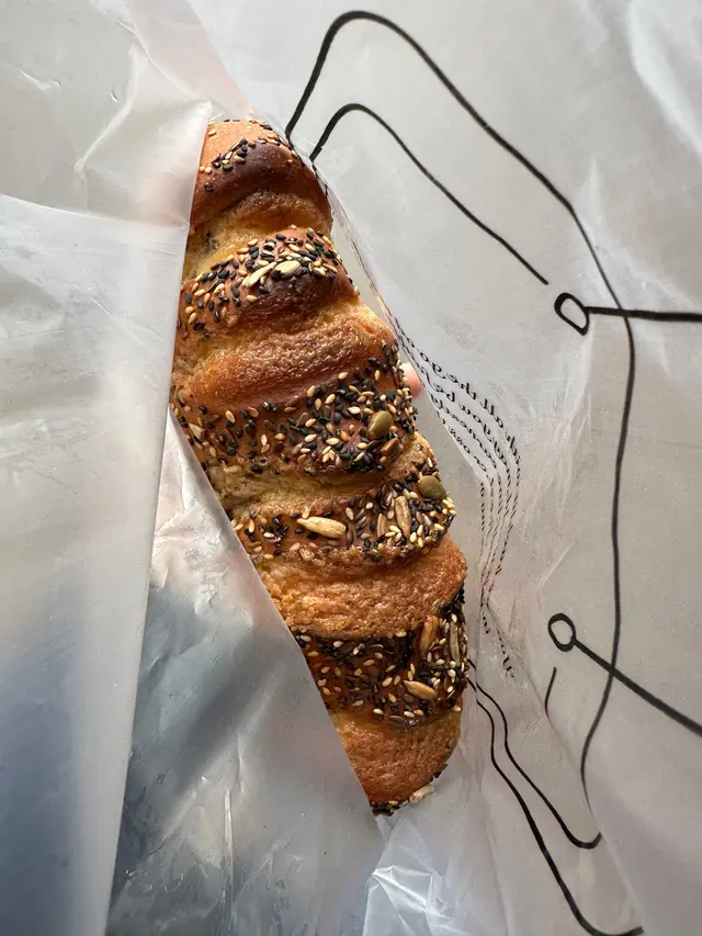 非常驚艷嘅肉鬆包