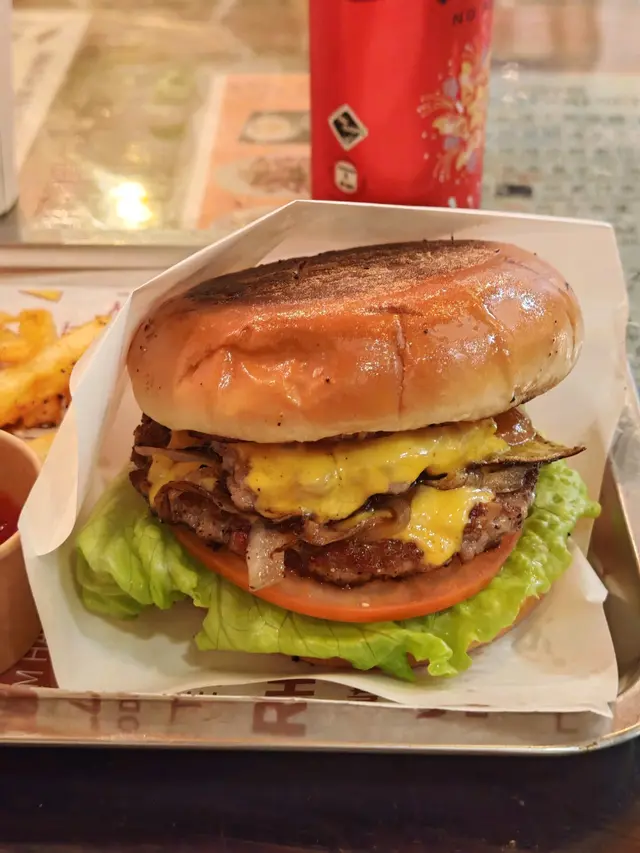 單層牛肉漢堡包