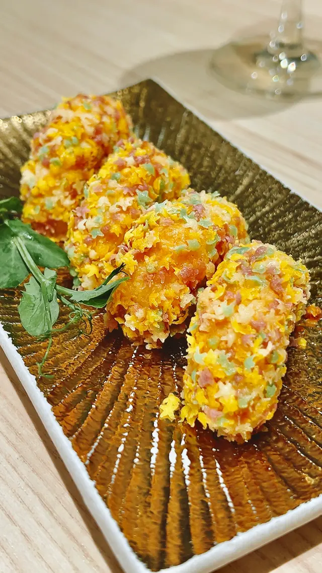 自家手打泰式五彩蝦餅