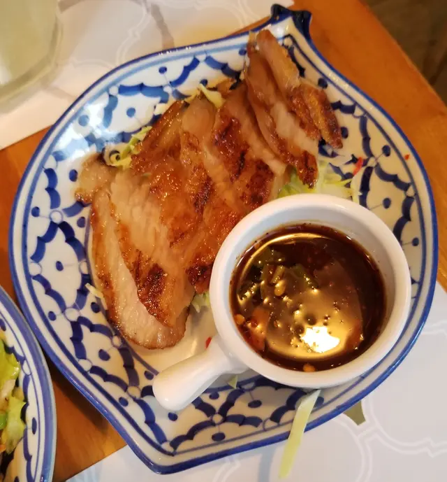 燒豬頸肉