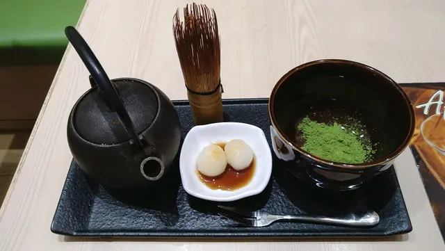伝統抹茶 / 傳統抹茶 / Traditional Maccha