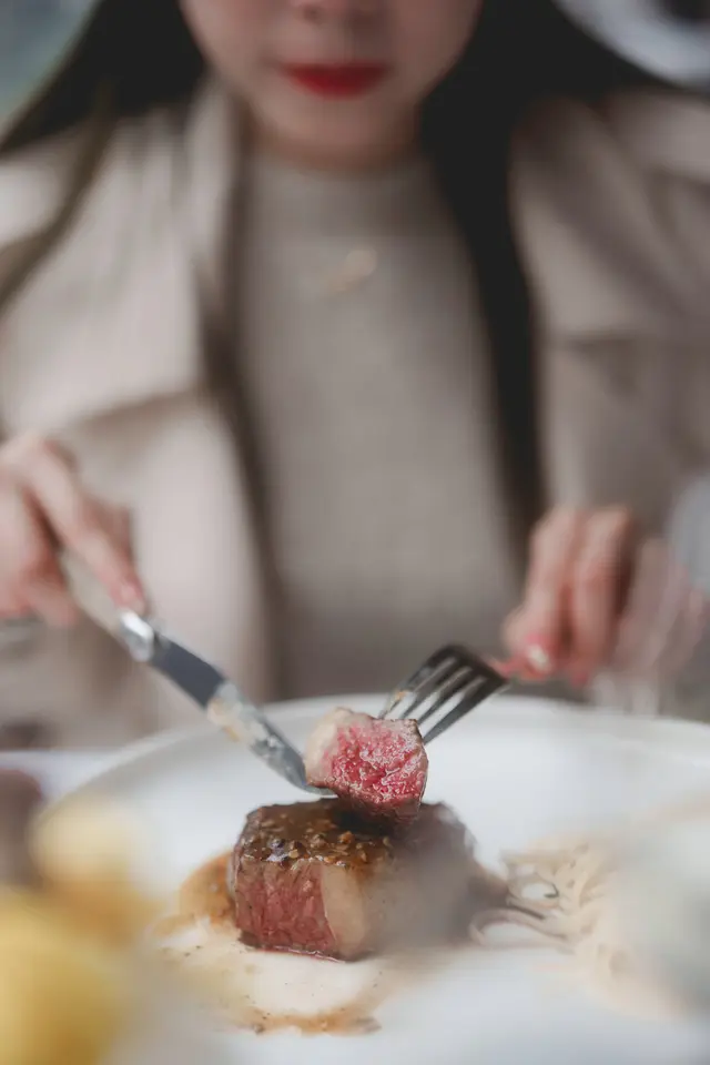 無限添加的牛扒 New York Strip